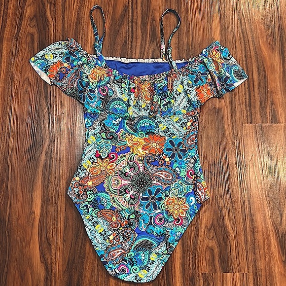 Rod Bleu Beattie Paisley Off the Shoulder - Picture 10 of 16